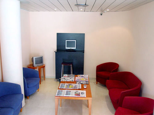 Hotel Montmelo Exterior photo